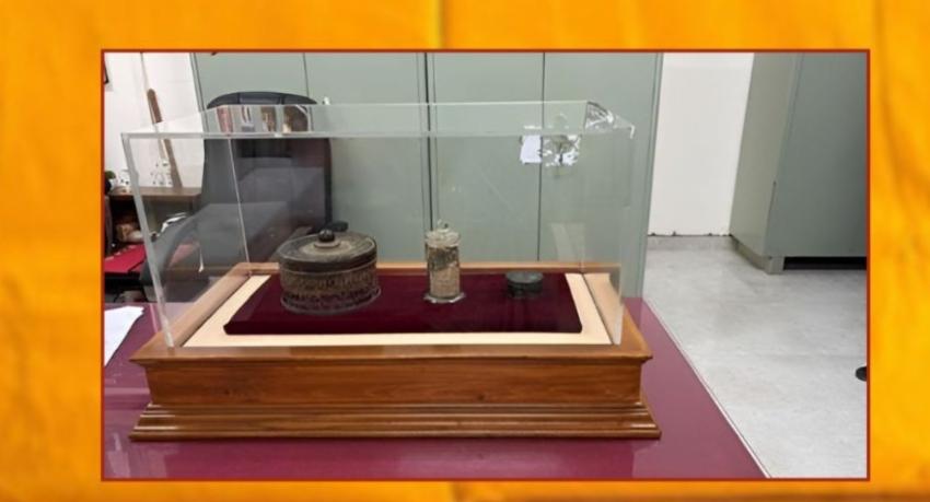 Exposition of Sacred Sarvajña Relics Starts Tomo.